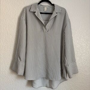 H&M Black and White Cuffed Sleeve Blouse